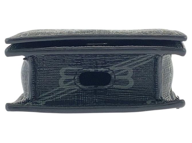 Étui AirPods Monogram BB de Balenciaga - vue 10