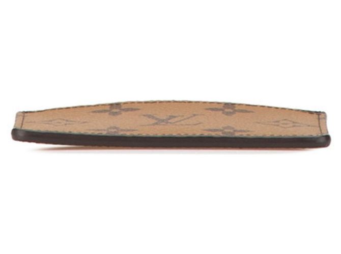 Tarjetero Monogram Reverse Louis Vuitton Castaño Beige - vista 3