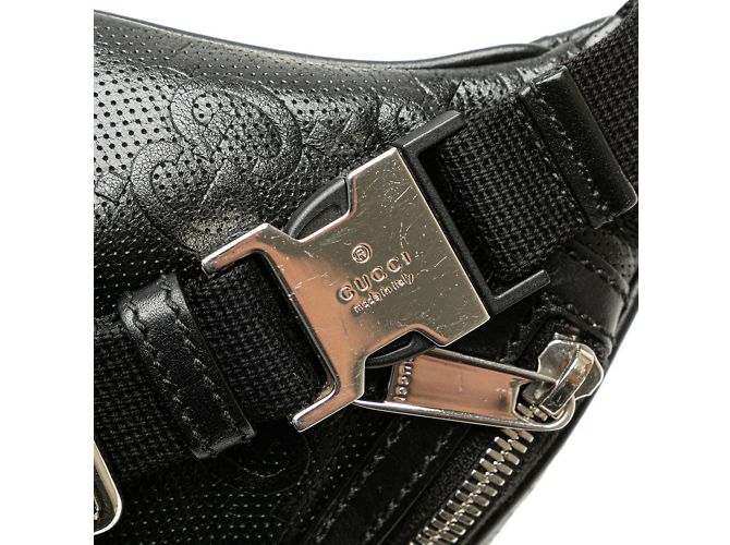 Marsupio in pelle nera con stampa GG di Gucci Nero - vista 4