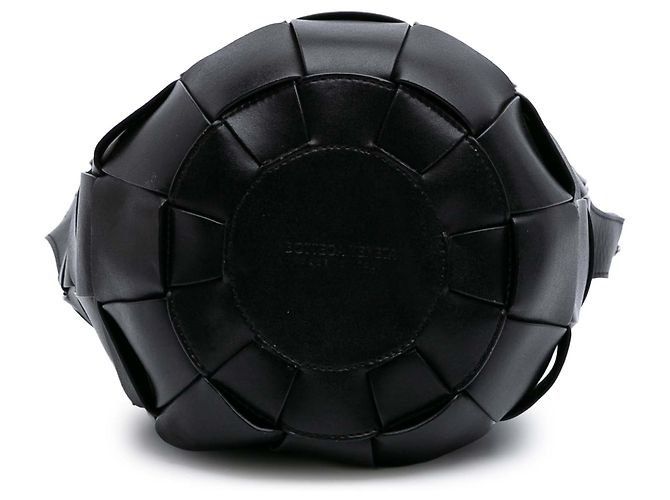 Cassette Secchiello Lantern Casette Intrecciato in Nappa Nera di Bottega Veneta Nero - vista 3