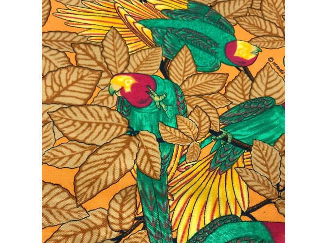 Hermès HERMES Große Vintage Schultertasche aus Canvas mit Vogelmotiv Grün Orange - Ansicht 15