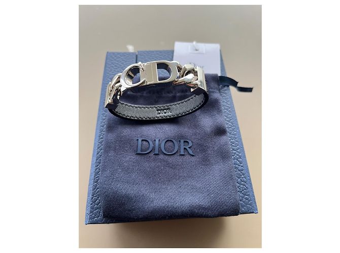 Pulseira Christian Dior de Couro e Prata Preta Preto Hardware prateado - vista 3