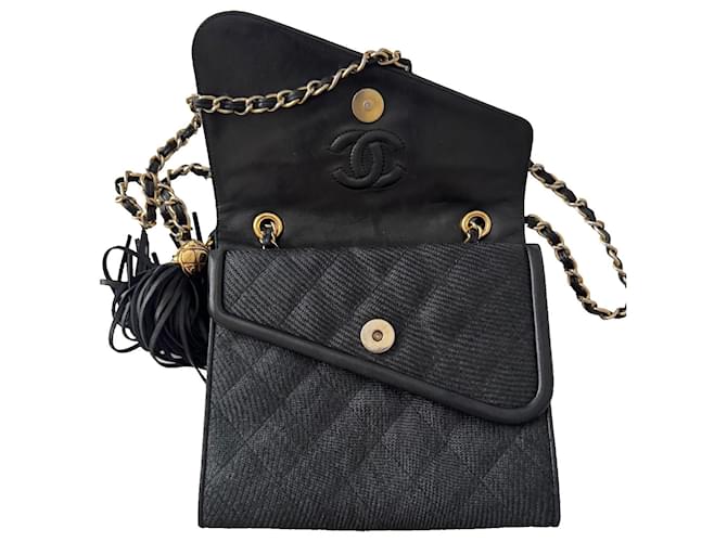 Chanel Borsa a tracolla Double Flap Nero Gold hardware - vista 10