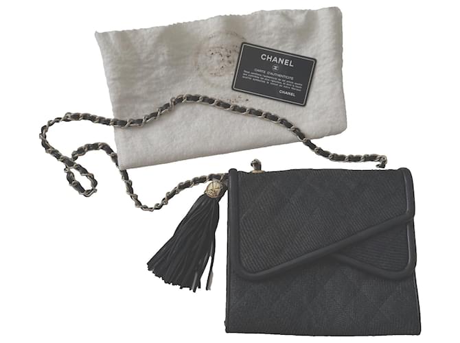 Chanel Borsa a tracolla Double Flap Nero Gold hardware - vista 2