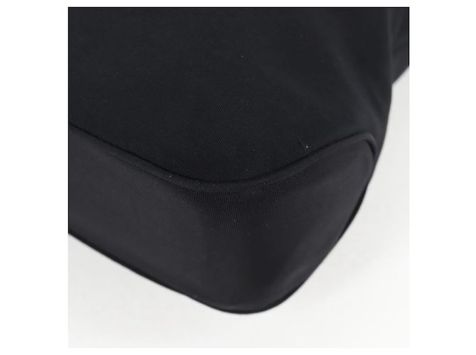 Borsa a Spalla Vala in Nylon Nero e Argento di Salvatore Ferragamo Auth bs27290 - vista 15