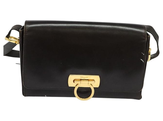Borsa a Spalla Gancini in Pelle Marrone Oro Auth 133270 di Salvatore Ferragamo - vista 12
