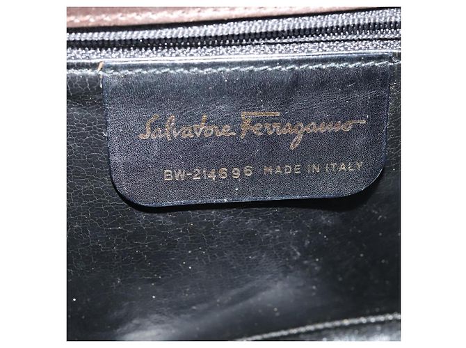 Borsa a Spalla Gancini in Pelle Marrone Oro Auth 133270 di Salvatore Ferragamo - vista 8