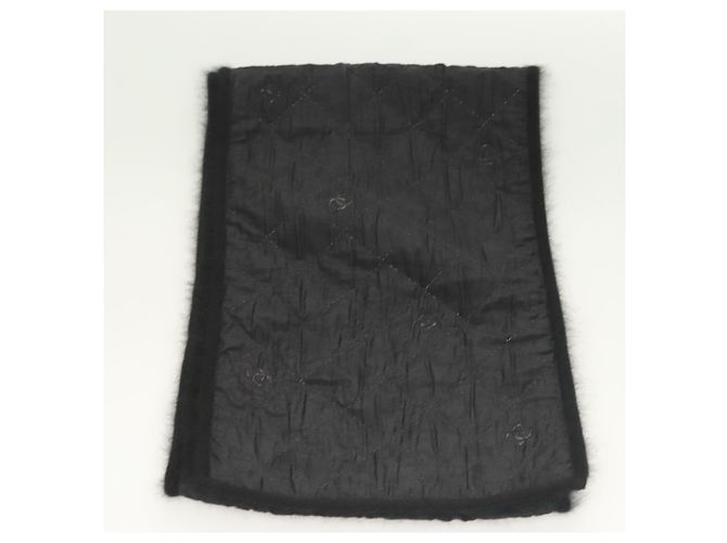 Chanel Sciarpa Matelassé in Lana Nera CC Auth 133729 Nero - vista 7