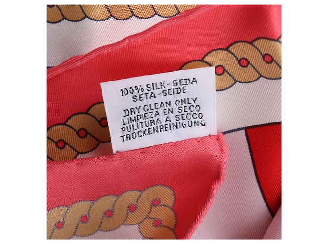 Foulard Hermès Carré 90 "LA BERLINE BAYADERE" 100% Seta in Rosa - vista 13