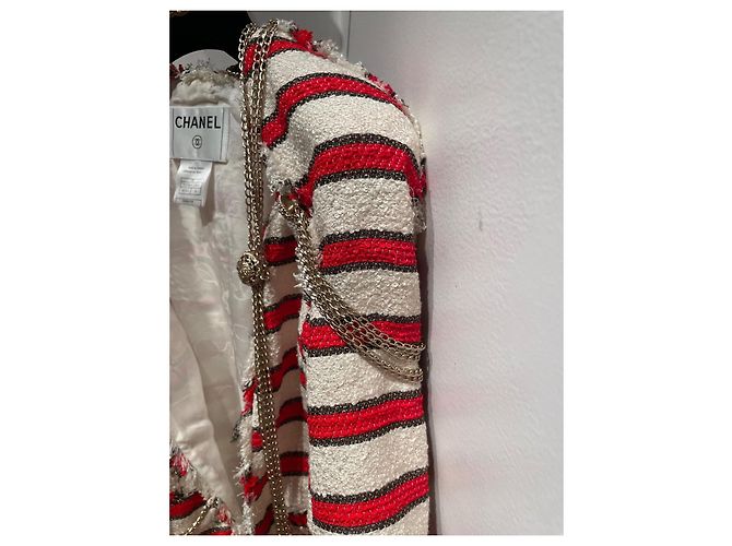 Chanel Jacke Rot Weiß mit Silbernen Ketten Größe 36 - Ansicht 10