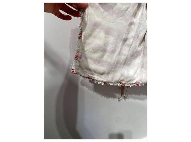 Chanel Jacke Rot Weiß mit Silbernen Ketten Größe 36 - Ansicht 9