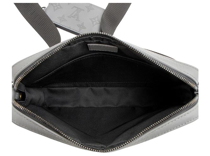 Louis Vuitton Monogram Shadow Duo Messenger Grau - Ansicht 6