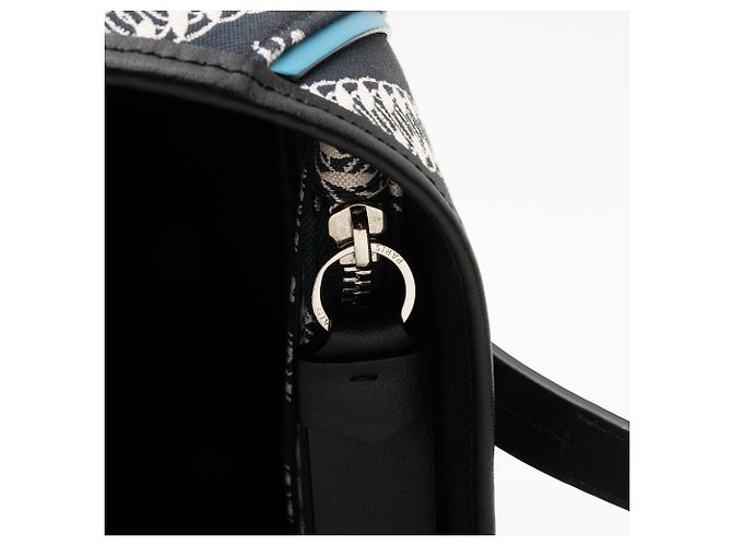 Givenchy Canvas Jacquard Bond Chain N/S Tote Schwarz - Ansicht 9