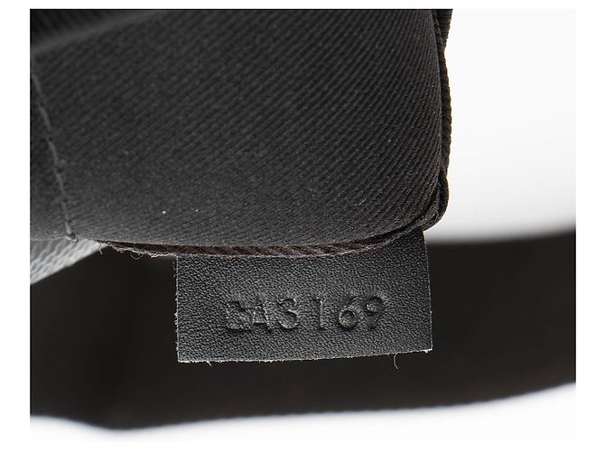 Messenger PM Discovery Damier Infini Louis Vuitton Nero - vista 6
