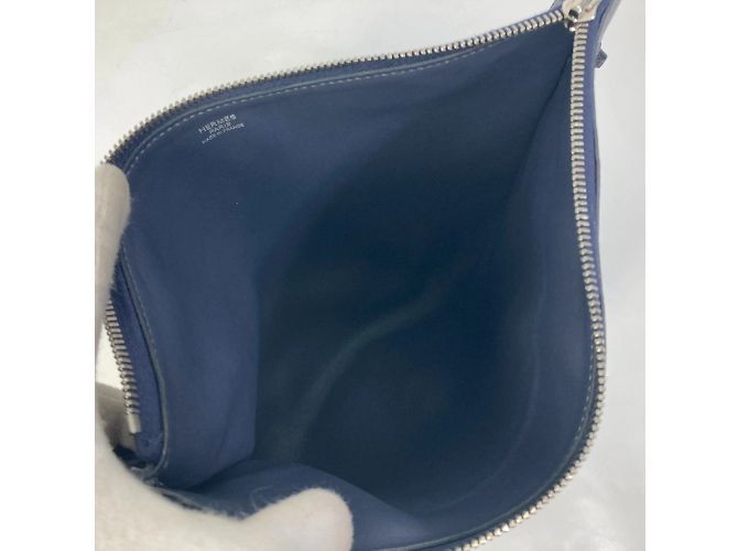 Borsa a tracolla Hermès Ultra Pla GM Blu Blu navy - vista 15