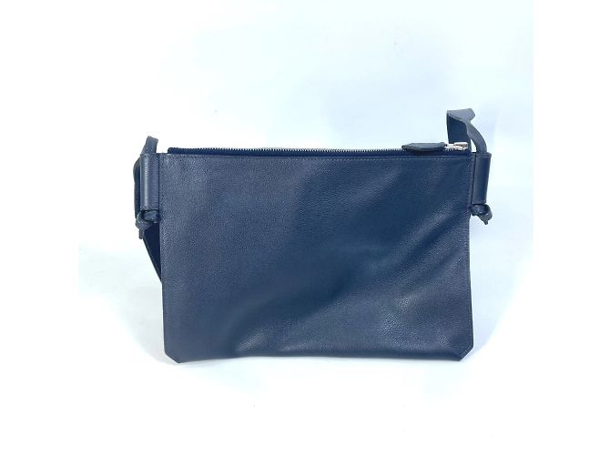 Borsa a tracolla Hermès Ultra Pla GM Blu Blu navy - vista 2