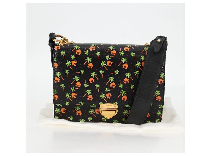 Prada Borsa a Spalla in Pelle Nera e Oro Auth 134572V Nero D'oro - vista 12
