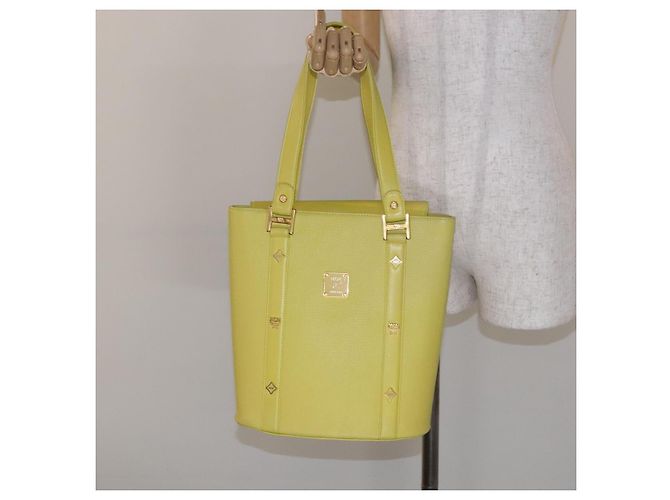 Borsa tote in pelle MCM Studs oro giallo lime Auth 133982 D'oro - vista 24
