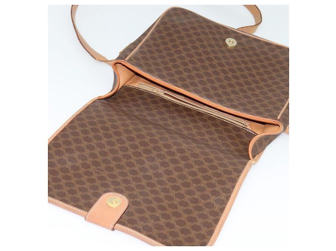 Céline Borsa a Spalla in Tela Macadam CELINE in Pelle PVC Marrone Oro Auth 136153 D'oro - vista 15