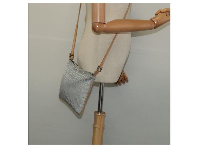 FENDI Zucchino Canvas Schultertasche Hellblau Silber Authentisch 133278 - Ansicht 19