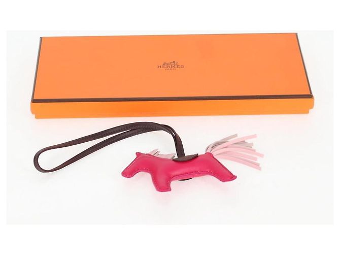 Hermès HERMES Rodeo Charm PM Charm Pelle Rosa Auth 133735 - vista 12