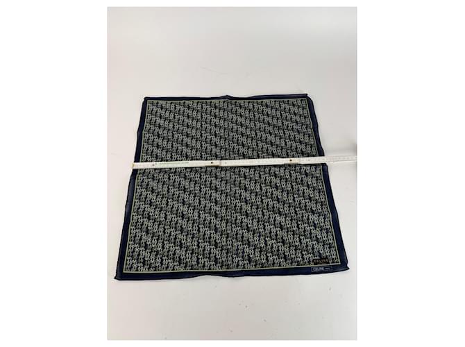 Céline Sciarpa monogramma a catena vintage Celine Paris Nero - vista 8