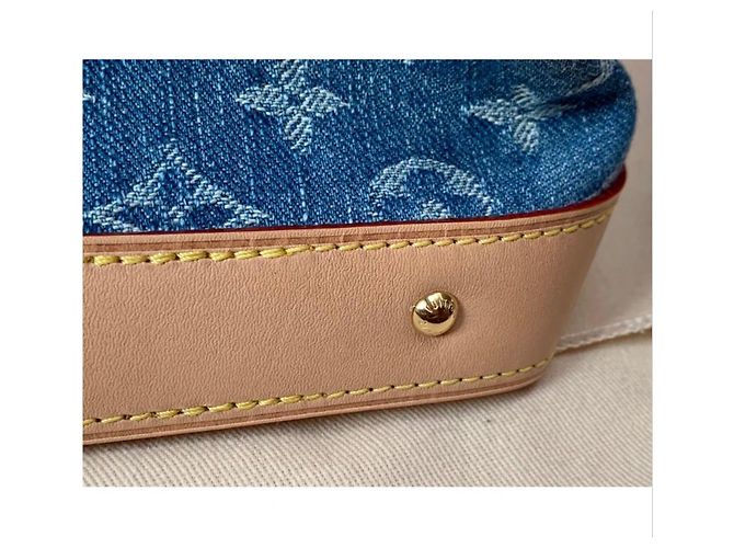 Louis Vuitton Pochette Cosmetica GM Monogram Denim Blu - vista 3
