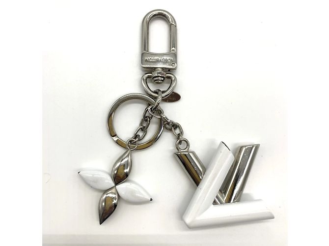 Portachiavi Twist Monogram Flower Louis Vuitton - vista 2