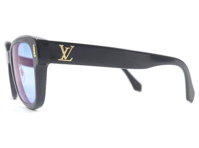 Louis Vuitton LV Confidence Square Sunglasses Black - view 4