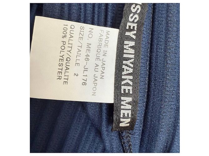 Issey Miyake Men Zipped Jacket in Navy Blue Polyester Multiple colors - view 4