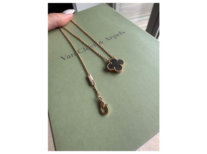 Van Cleef & Arpels Vintage Alhambra Halskette Perlmutt Anthrazit Anthrazitgrau - Ansicht 2