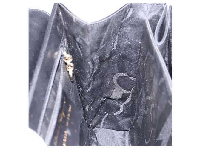 Borsa a mano Gancini in pelle nera e oro Salvatore Ferragamo Auth yk19008 Nero D'oro - vista 20