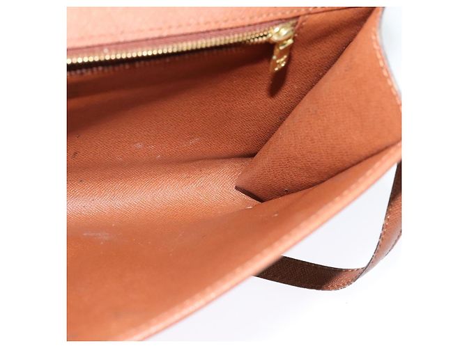 LOUIS VUITTON Borsa a Spalla Monogram Bordeaux 27 M51797 LV Auth ep10041 Monogramma - vista 20