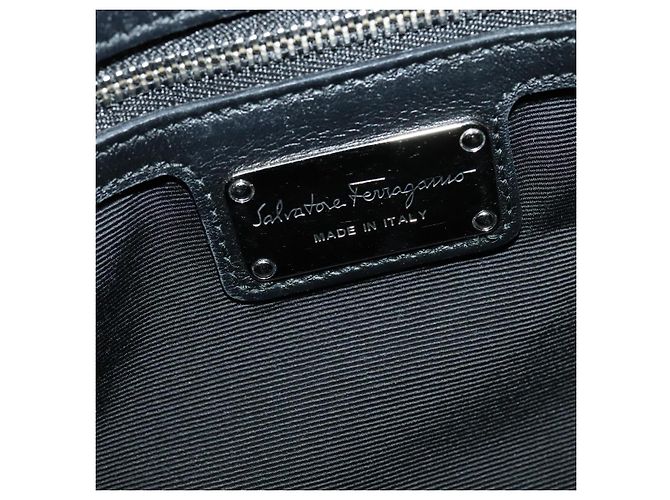Borsa a mano Salvatore Ferragamo in pelle nera argento Auth sw1115 Nero - vista 19
