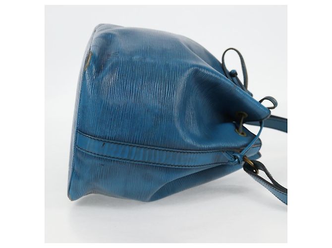 Noe LOUIS VUITTON Borsa a Spalla Petit Noé Epi Blu M44105 LV Auth 134536 - vista 4