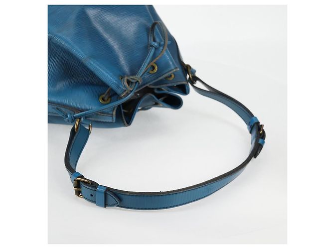 Noe LOUIS VUITTON Borsa a Spalla Petit Noé Epi Blu M44105 LV Auth 134536 - vista 8