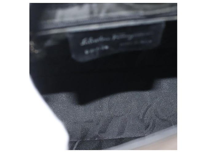 Borsa a Spalla Salvatore Ferragamo Vala Smalto Nero Oro Auth 135986 D'oro - vista 11