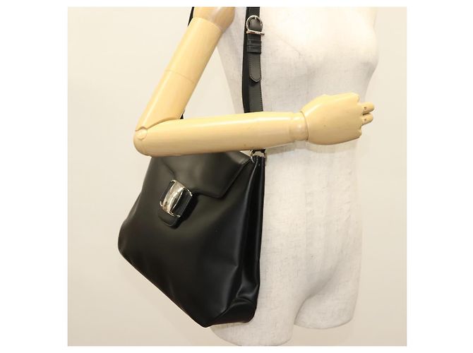 Borsa a Spalla Salvatore Ferragamo Vala Smalto Nero Oro Auth 135986 D'oro - vista 21