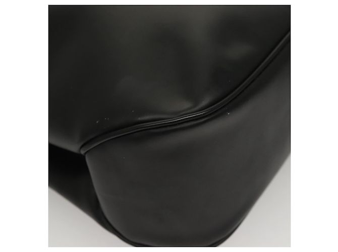 Borsa a Spalla Salvatore Ferragamo Vala Smalto Nero Oro Auth 135986 D'oro - vista 9