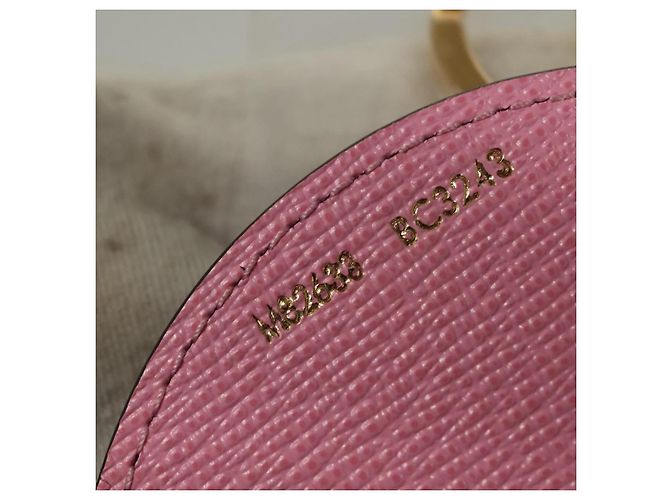LOUIS VUITTON Charm Monogram Vivienne Illustre Oro M82633 Auth 135946 D'oro - vista 5