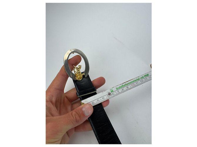 Céline Schwarzer Ledergürtel mit Vintage Celine Paris Wagenlogo - Ansicht 9