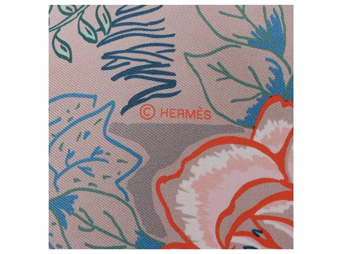 Garden Bufanda Hermès Carré 90 "Mille Feuilles de Soie" 100% Seda en Gris - vista 11