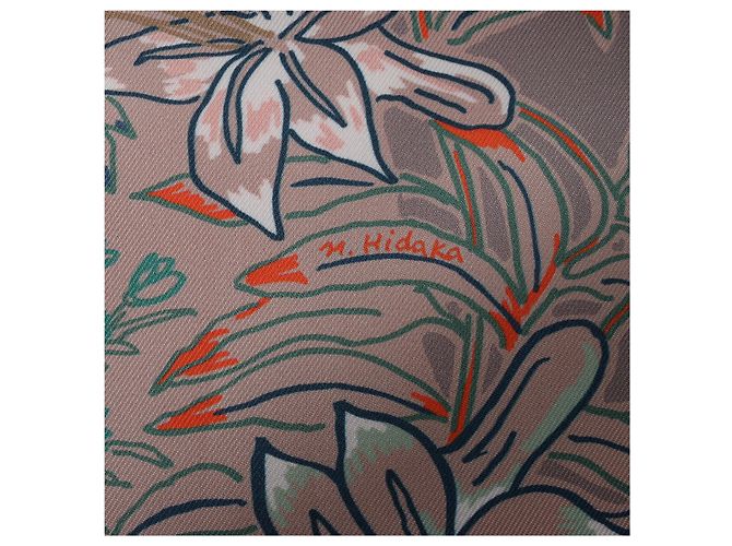 Garden Bufanda Hermès Carré 90 "Mille Feuilles de Soie" 100% Seda en Gris - vista 9