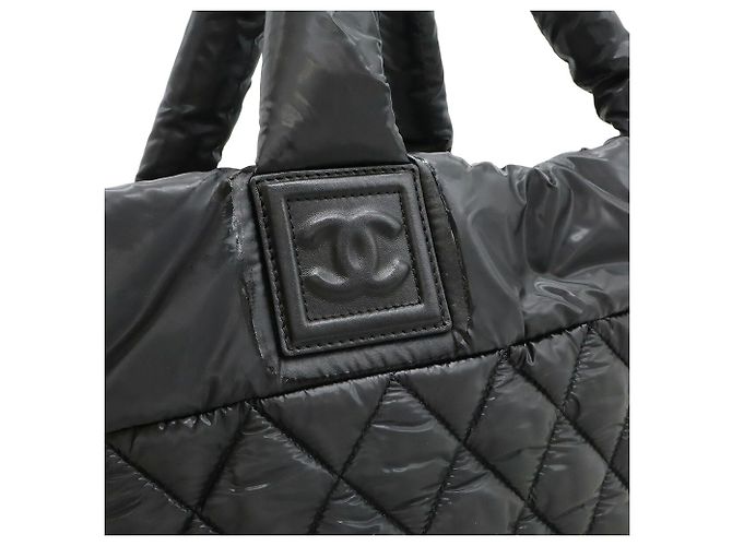 Borsa Tote Piccola Coco Cocoon di Chanel Nero - vista 8