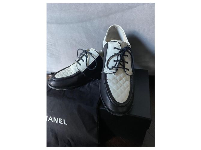 Chanel Stringate Nero Bianco - vista 6