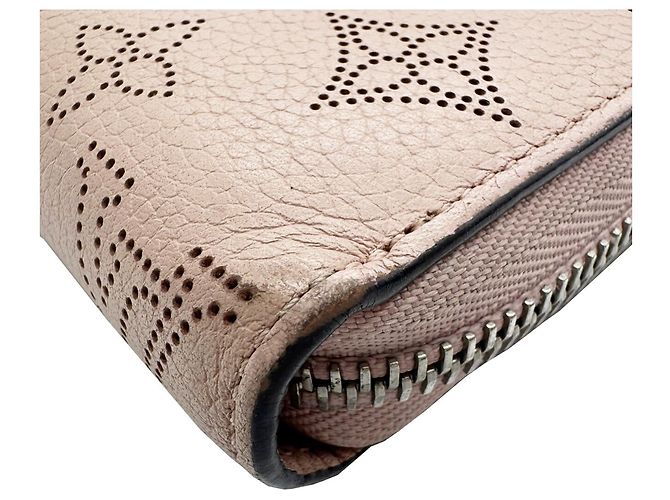 Cartera Larga Mahina Louis Vuitton en Rosa - vista 4