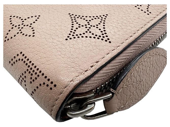 Cartera Larga Mahina Louis Vuitton en Rosa - vista 6