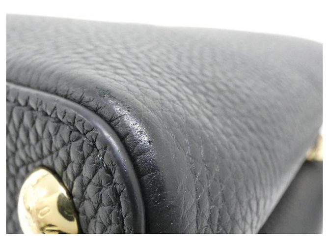 Borsa Capucines BB Louis Vuitton Nero - vista 3