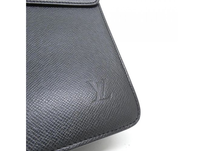 Borsa Louis Vuitton Taiga Laguito Grigio - vista 6