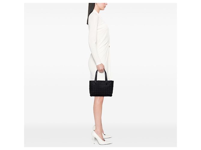 Borsa tote in nylon nera della nuova linea da viaggio di Chanel Nero - Ansicht 11
